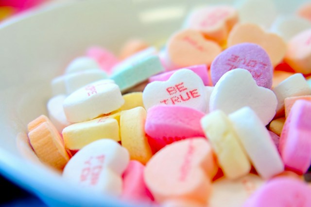 How is health food regulated in China?